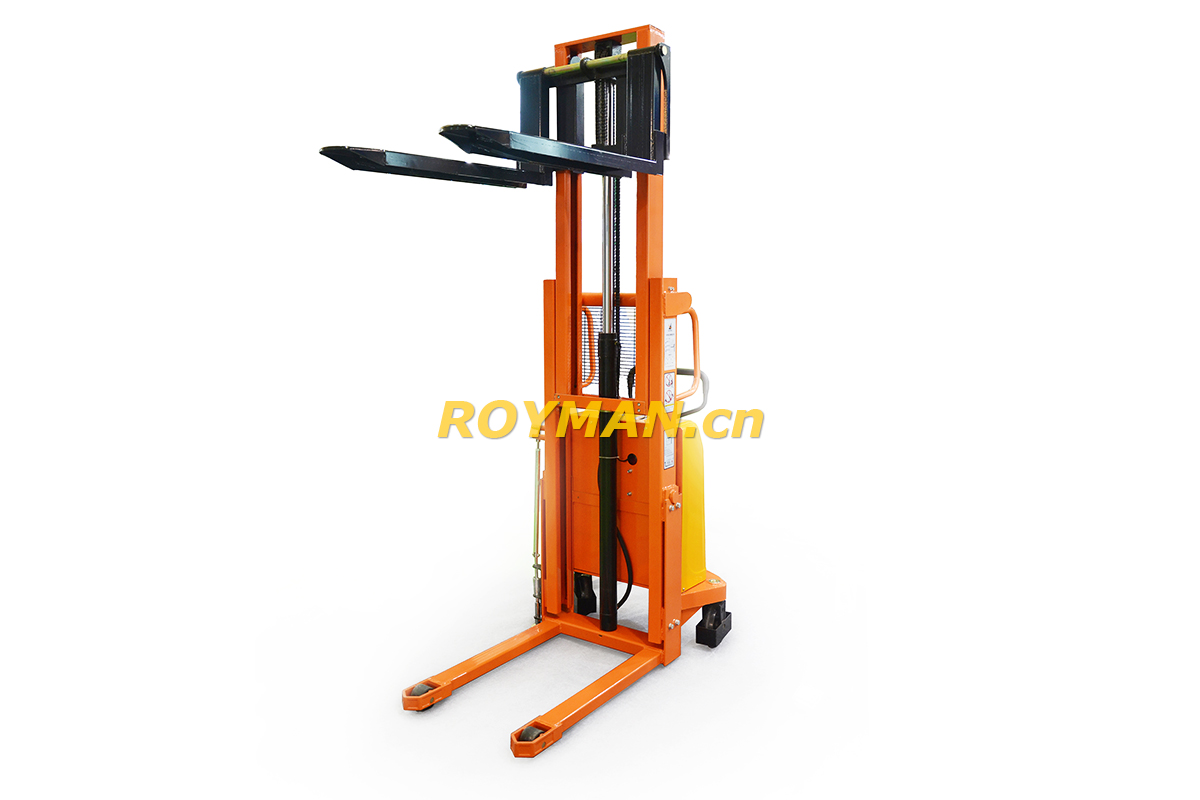 royman半電動(dòng)堆高車